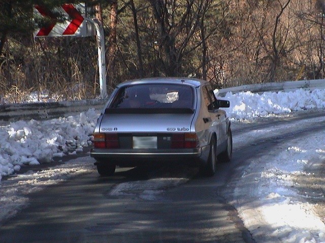 Saab 900 16S