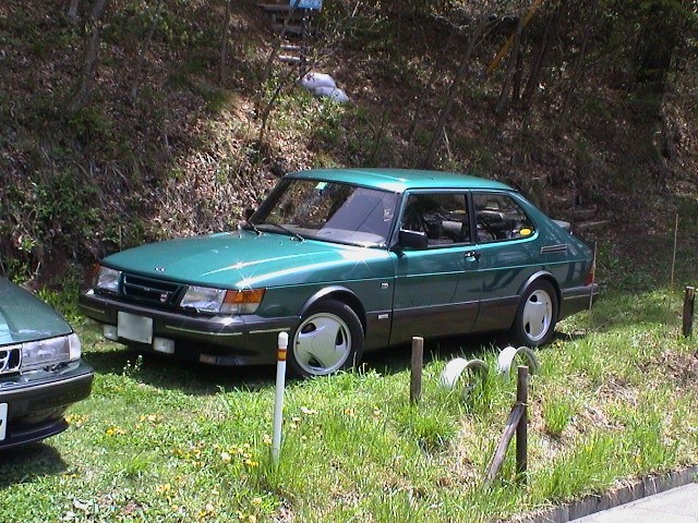 Saab 900 16S